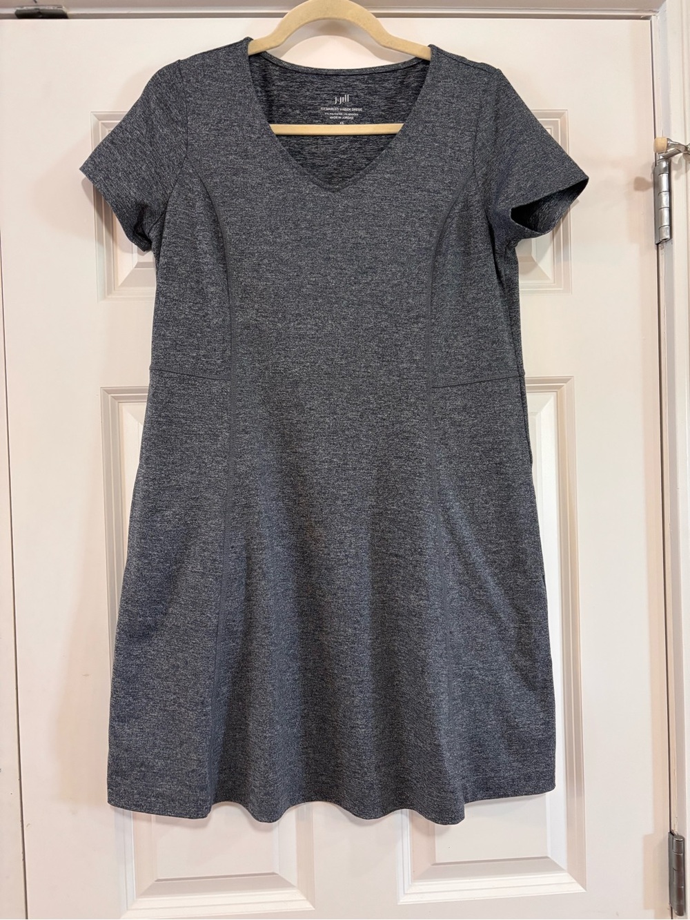 J. Jill Heathered Gray V-Neck Short Sleeve A-Line Dress plus Pockets!!